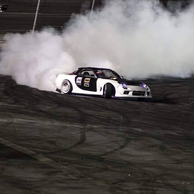 Name:  Irwindale%20speedway%20thursday%20night%20drift%20new%20kit%20unveil_zpsivozjgpq.jpg
Views: 539
Size:  88.0 KB