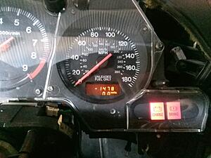 DaleClark's guide to converting a KPH speedo/odo to MPH!-received_1443572275780908.jpeg